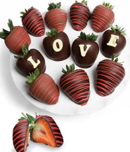 Chocolate covered strawberries gift